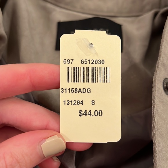 Jacket - Picture 4 of 4